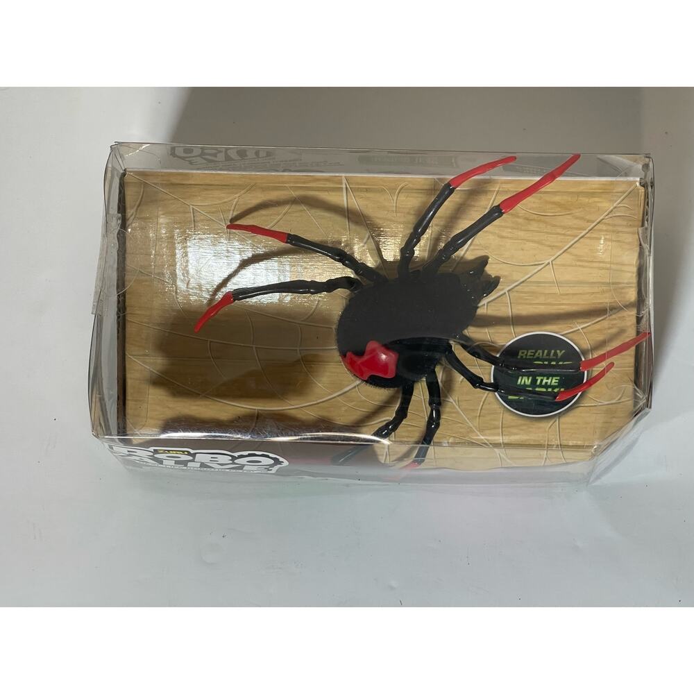 Zuru Robo Alive Crawling Spider Robotic Pet Figure Glow-in-the-Dark Kids Toy NWT - Picture 5 of 5